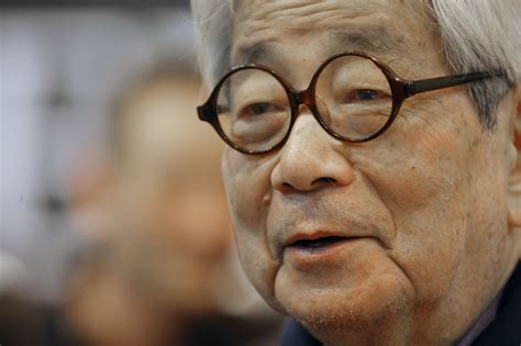 Nobel laureate Kenzaburo Oe, writer of poetic fiction, dies